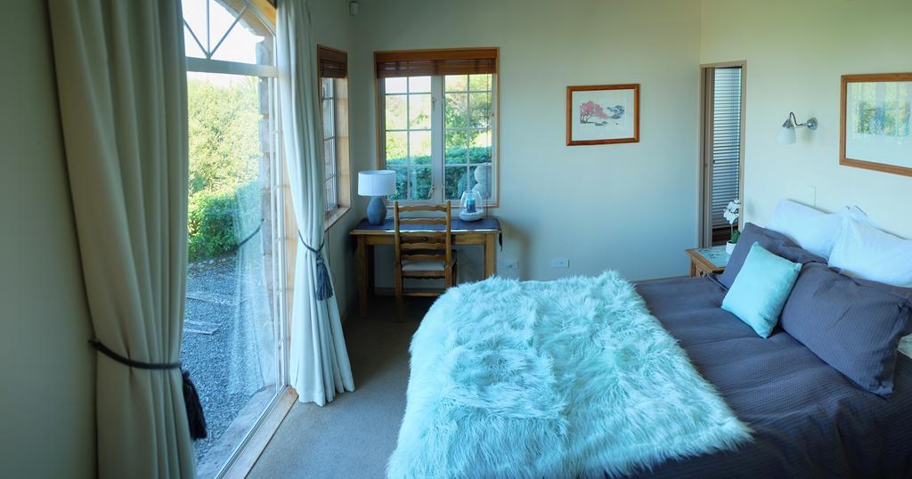 Tauhara Sunrise Lodge Taupo Exterior photo